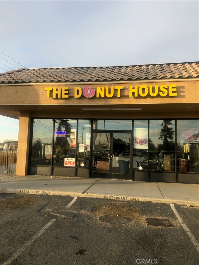 11336, Adelanto, CA 92301 — photo 1