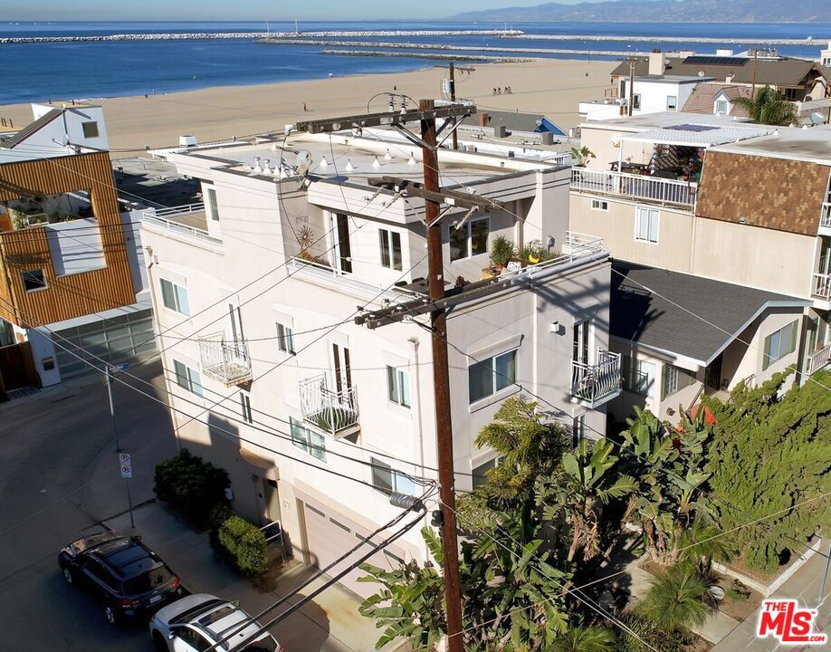 6521 Pacific Avenue, Playa Del Rey, CA 90293 — photo 1