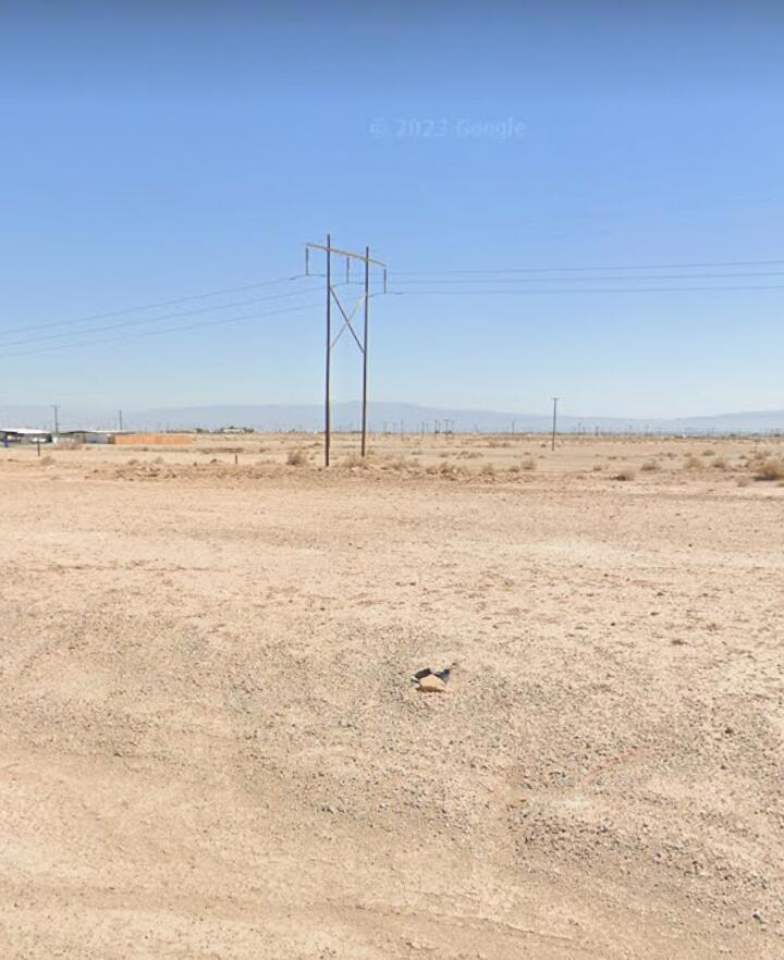 1990 Citrus Ave.