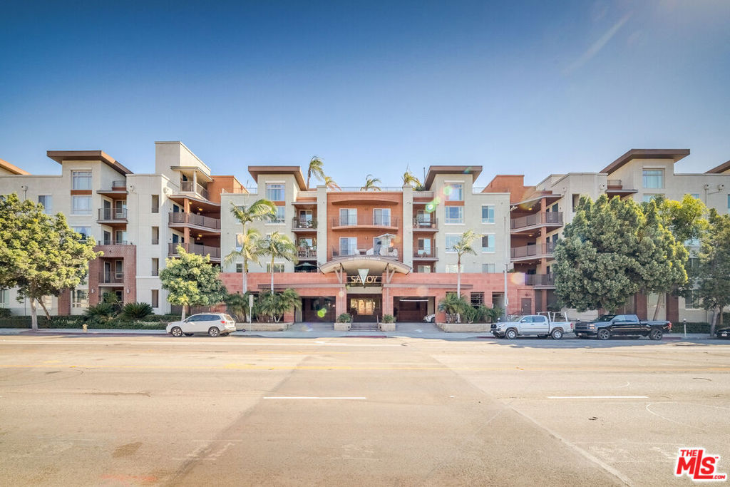 100 S Alameda Street 154