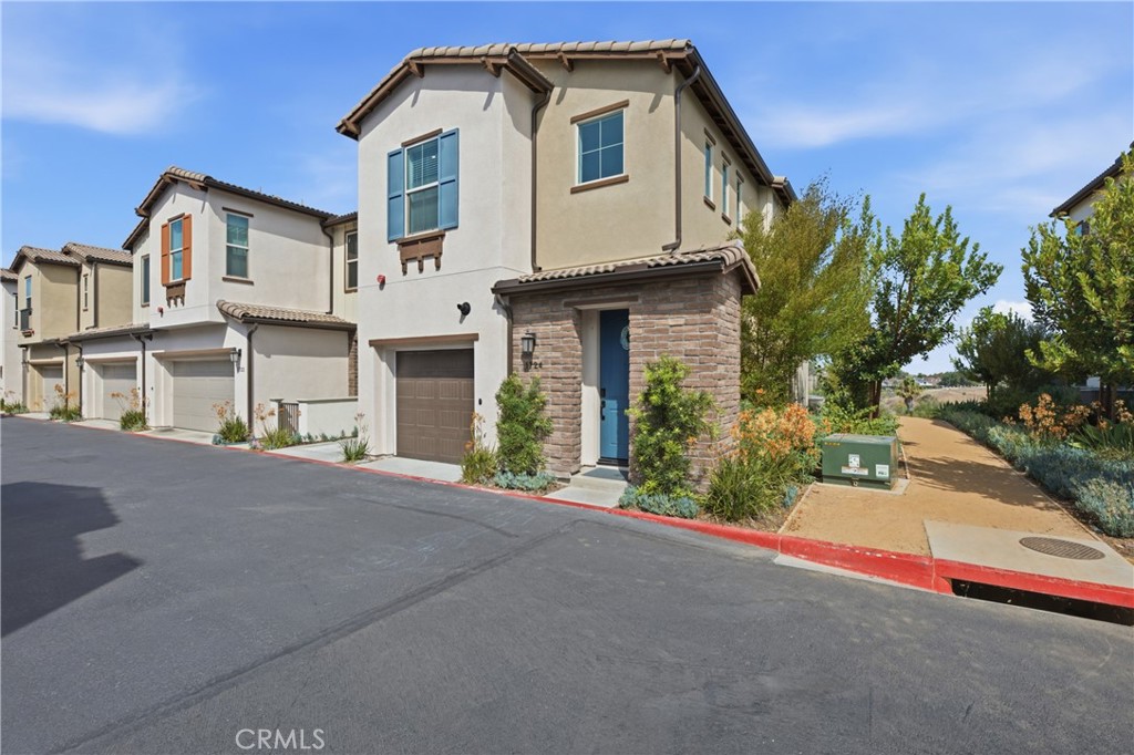 1724 Valley Oak, Oceanside, CA 92056 — photo 1