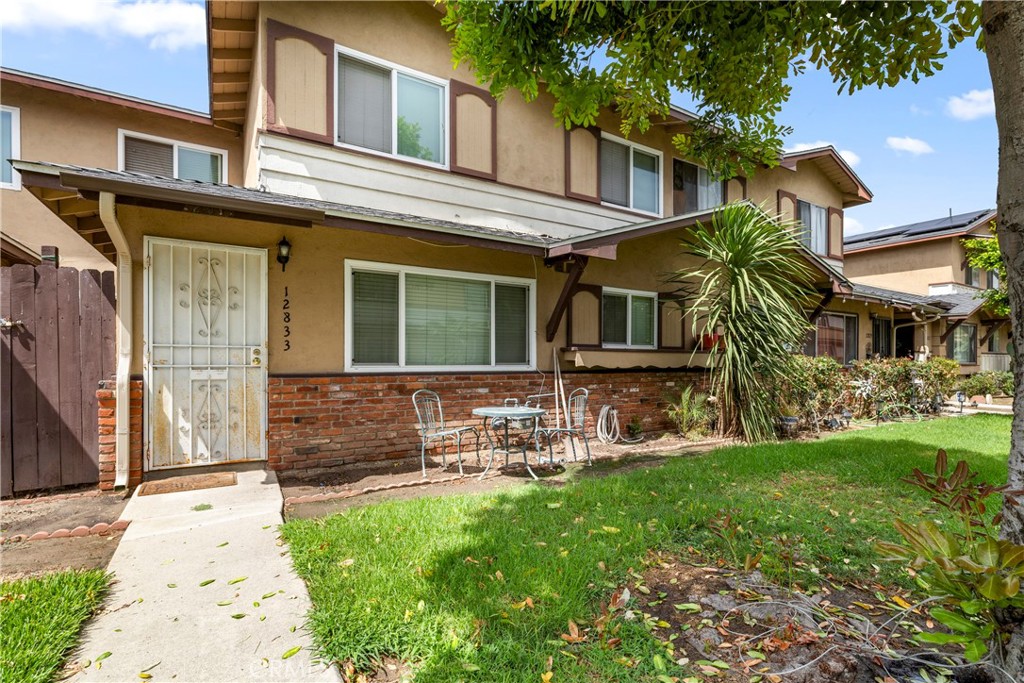 12833 Barranca Lane
