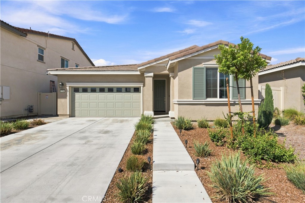 1744 Plume, San Jacinto, CA 92583 — photo 1
