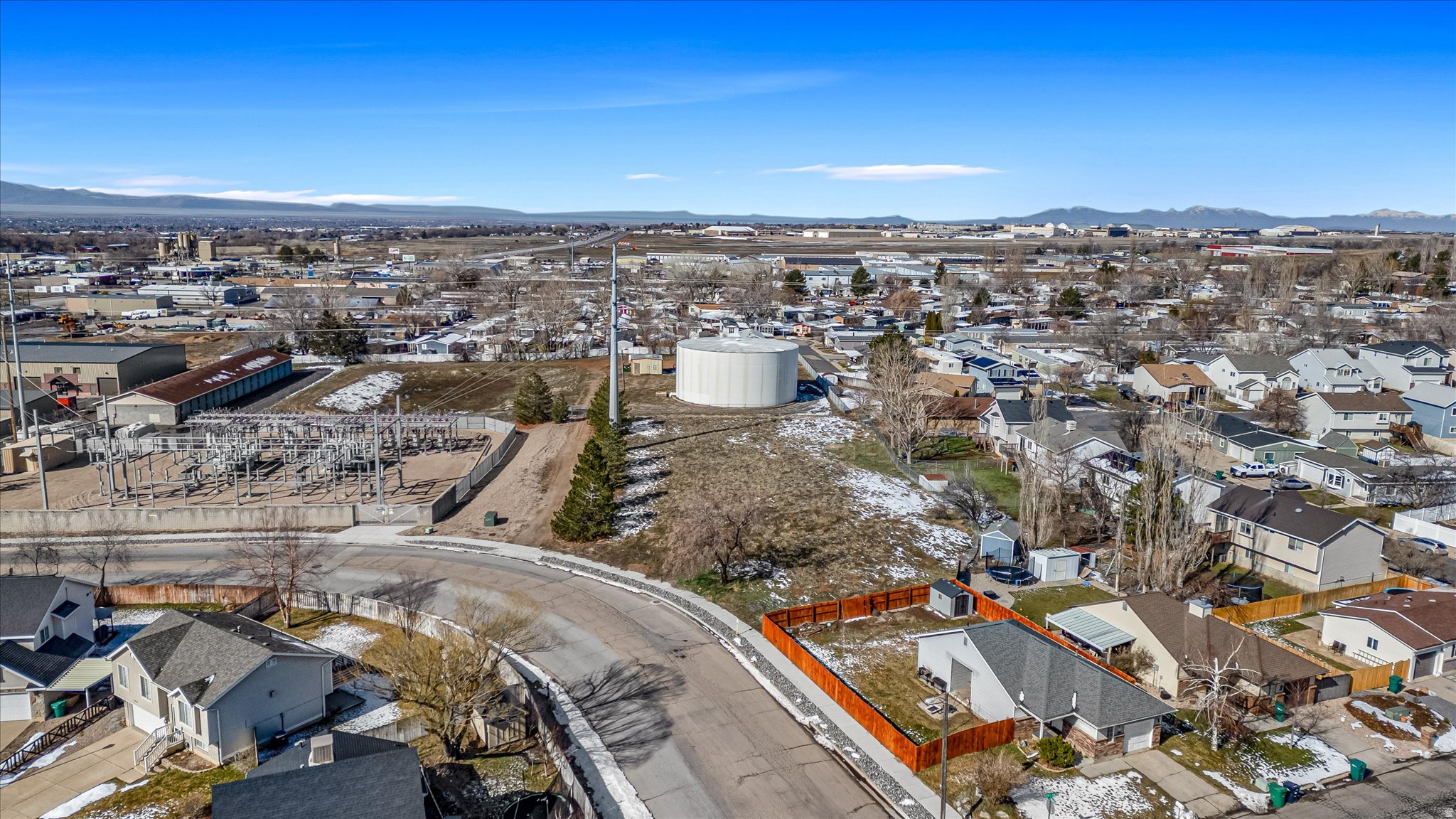 1105 E 3100 N, Layton, UT 84040 — photo 1