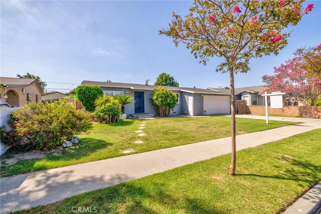 1136 E 71st, Long Beach, CA 90805 — photo 1