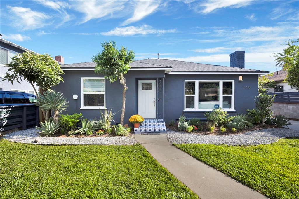 740 W Colorado, Monrovia, CA 91016 — photo 1