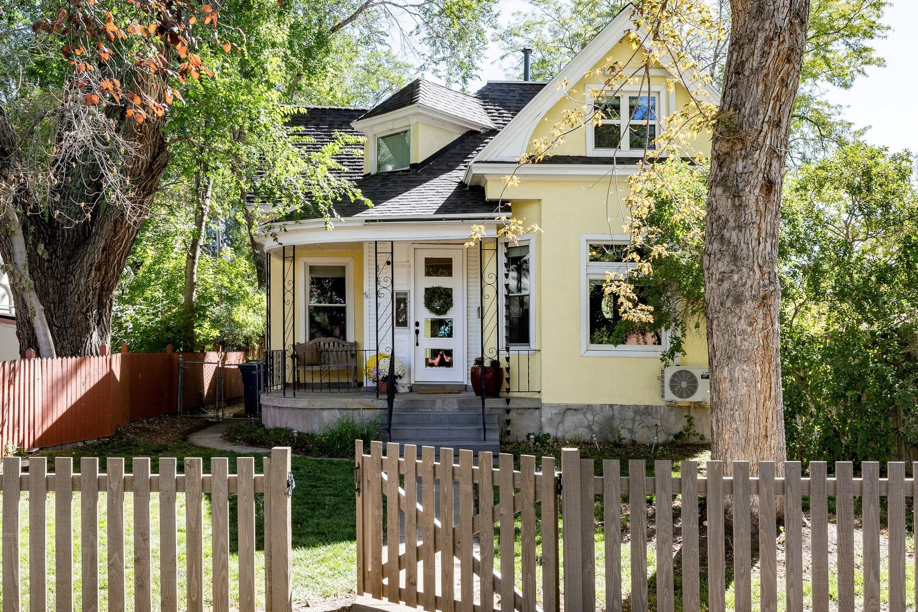 1527 ROBERTA ST, Salt Lake City, UT 84115 — photo 1