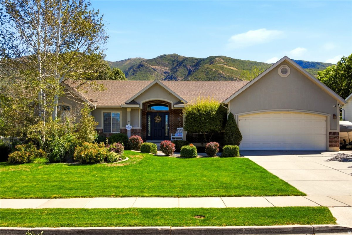 7902 S 2450 E, South Weber, UT 84405 — photo 1