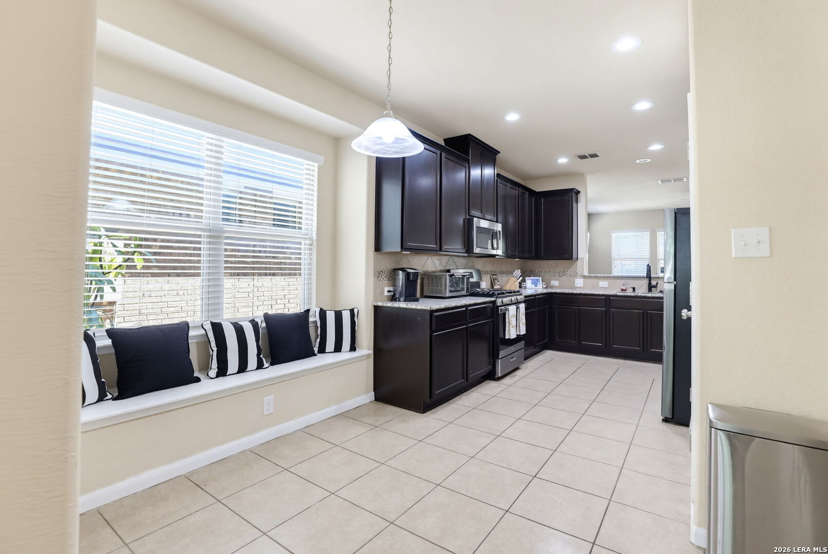 8114 Limerick Fls, San Antonio, TX 78253 — photo 1
