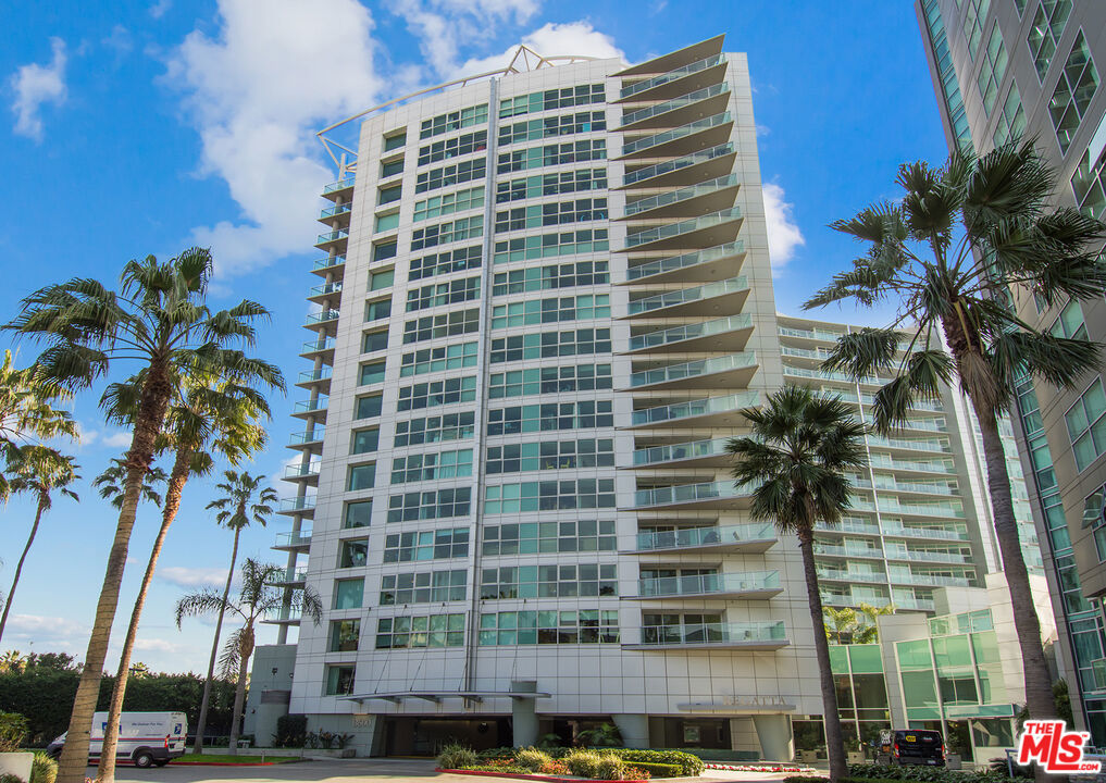 13600 Marina Pointe Drive 404, Marina Del Rey, CA 90292 — photo 1