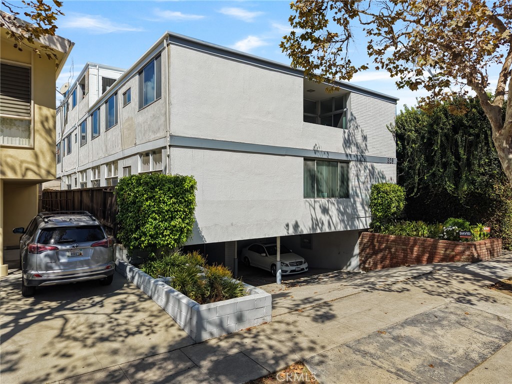 329 S Rexford Drive, Beverly Hills, CA 90212 — photo 1