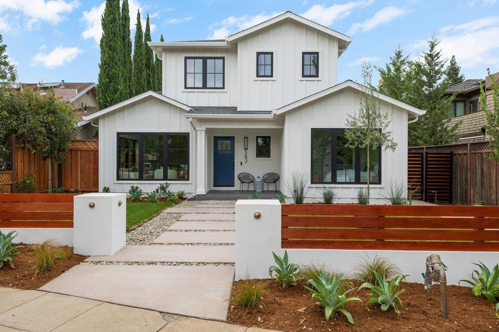 562 Palm Avenue