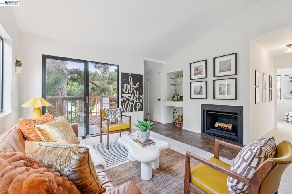 819 E 28TH ST, Oakland, CA 94610 — photo 1