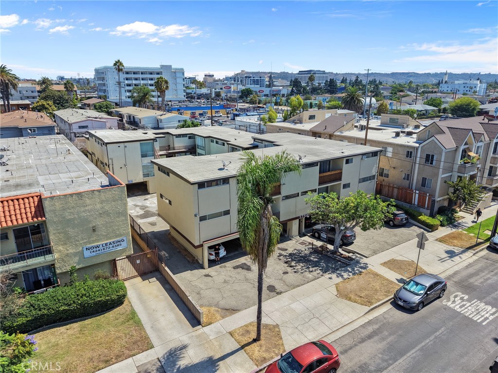 3750 Midvale Avenue, Los Angeles, CA 90034 — photo 1