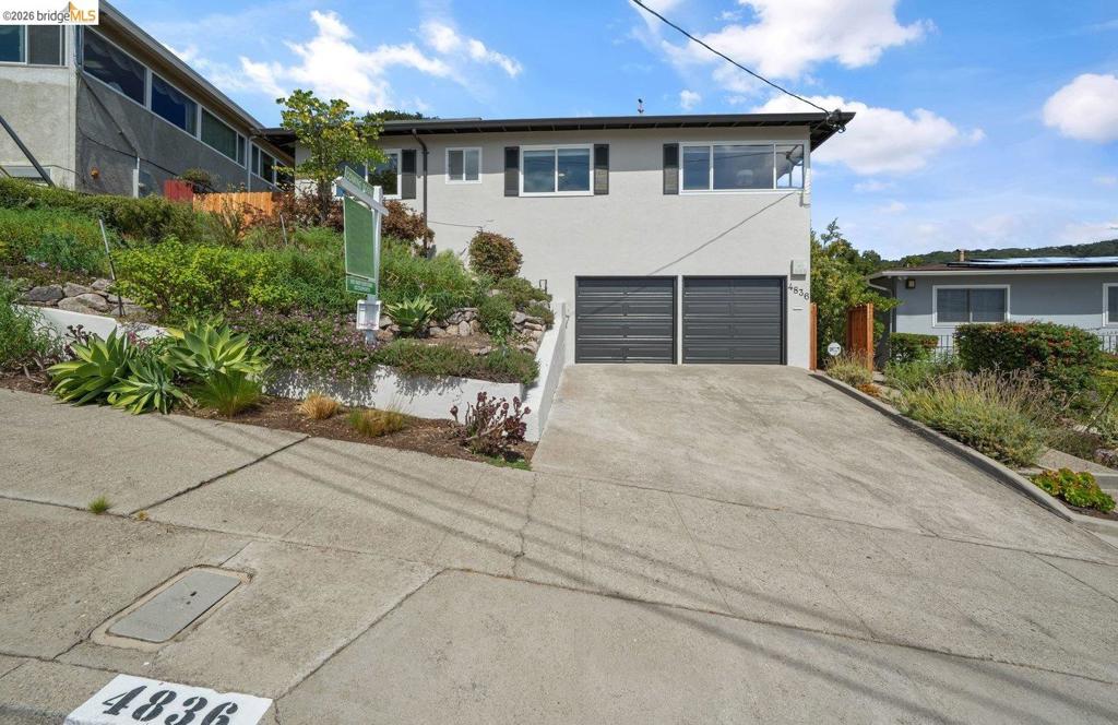 4836 Reinhardt Dr, Oakland, CA 94619 — photo 1