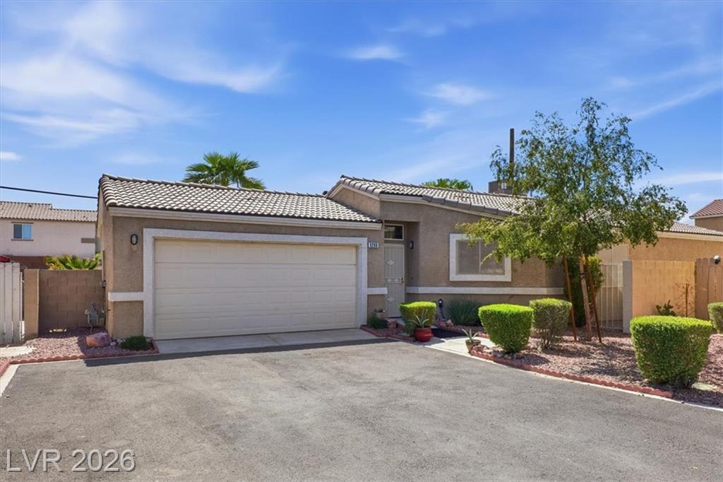 5293 Mineral Lake Drive, Las Vegas, NV 89122 — photo 1