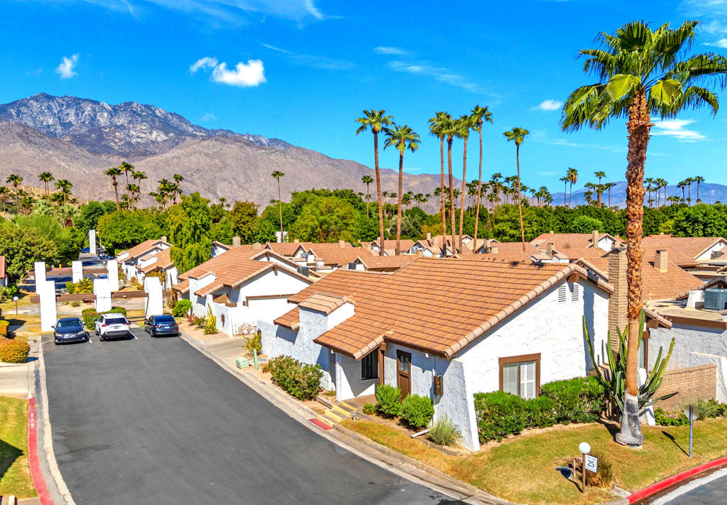 2467 Miramonte Circle W A, Palm Springs, CA 92264 — photo 1