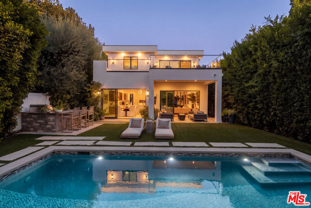 144 N Bowling Green Way, Los Angeles, CA 90049 — photo 1