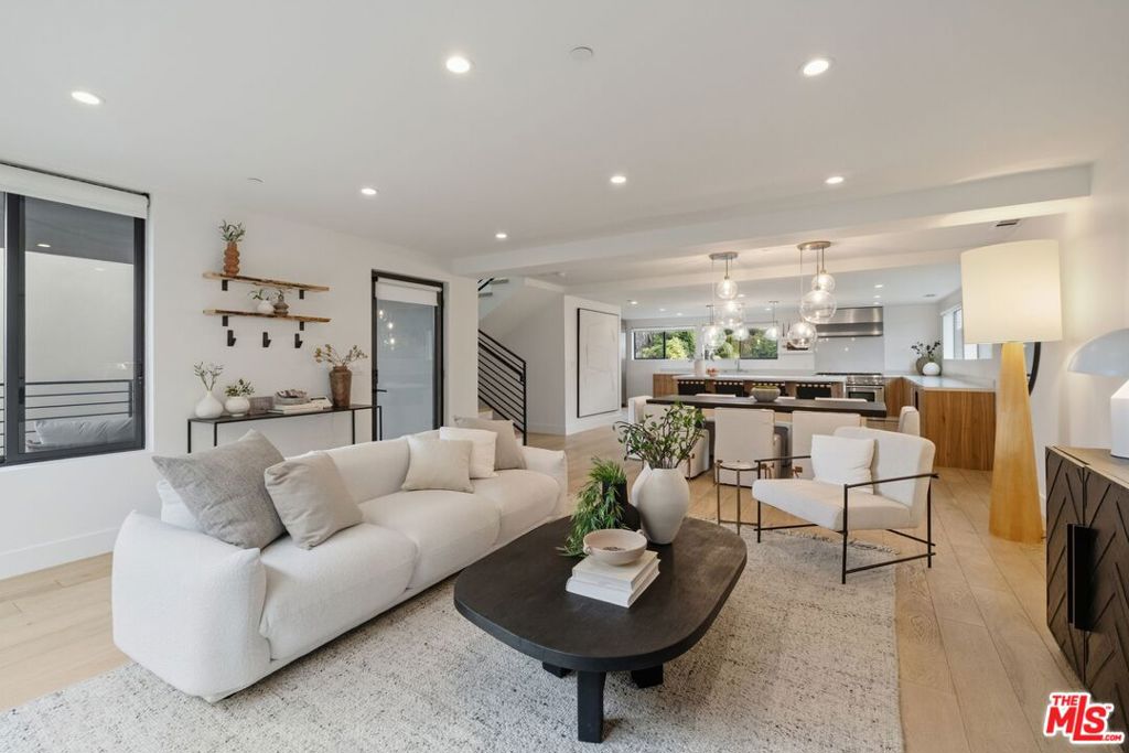 663 Vernon Avenue, Venice, CA 90291 — photo 1