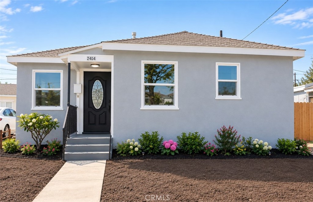 2404 W 153rd