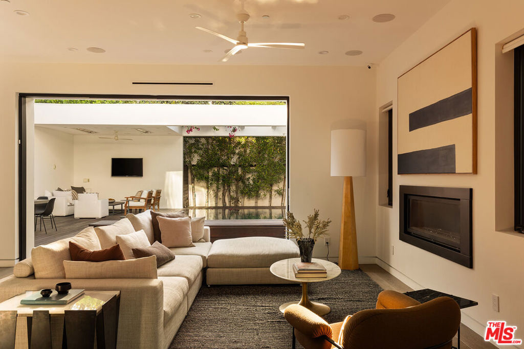 1609 N Stanley Avenue, Los Angeles, CA 90046 — photo 1