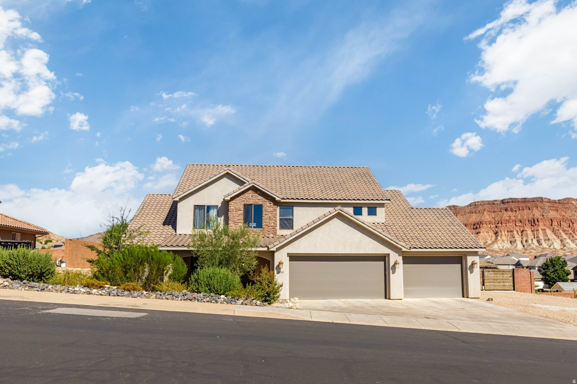 3293 S NOBLE DR, Washington, UT 84780 — photo 1