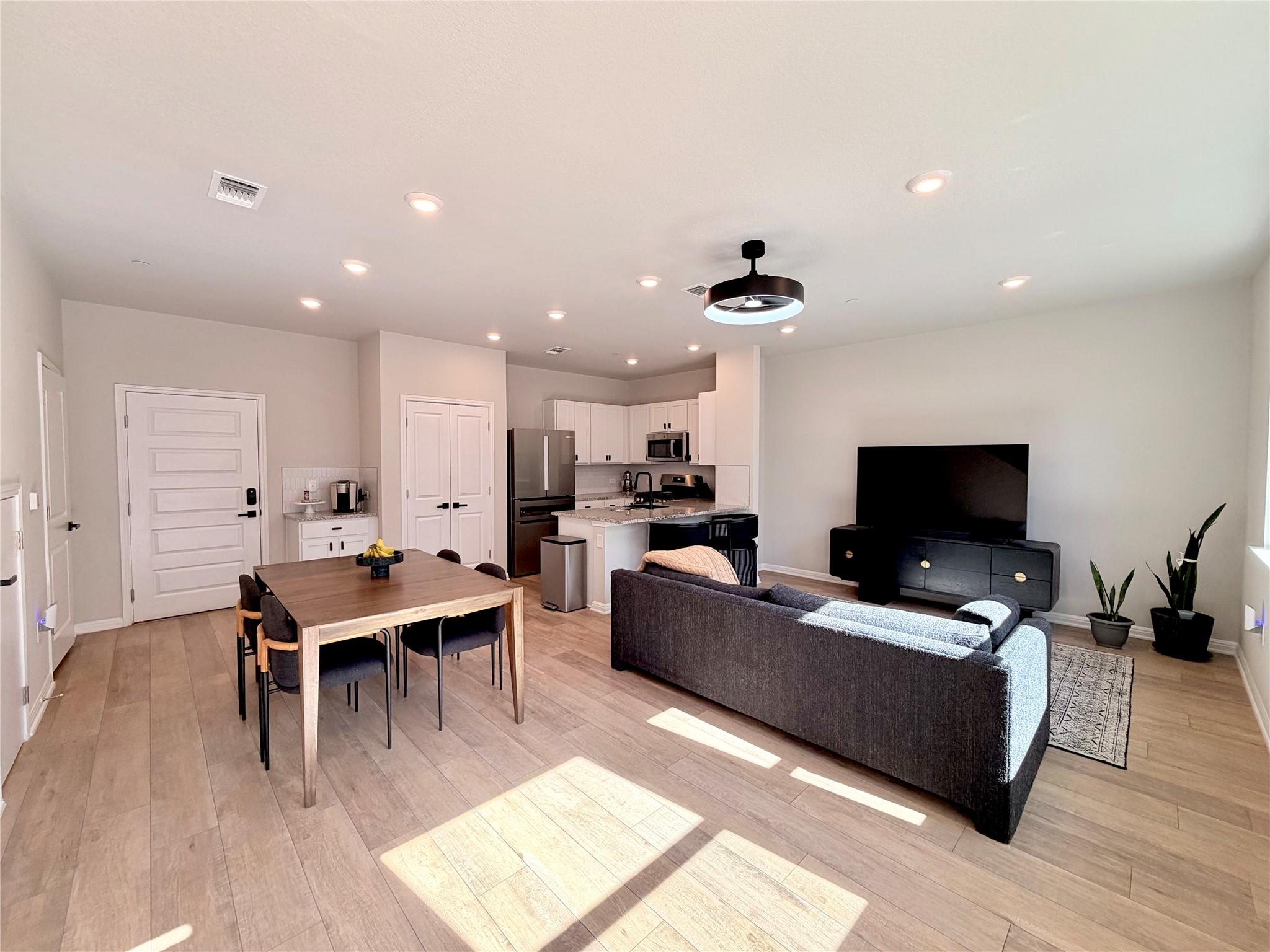 9015  Cattle Baron Path  #1803, Austin, TX 78747 — photo 1