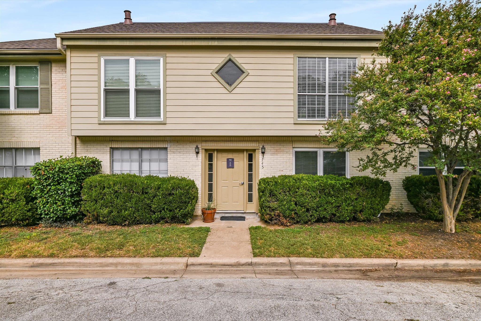745 E Oltorf St E #201, Austin, TX 78704 — photo 1
