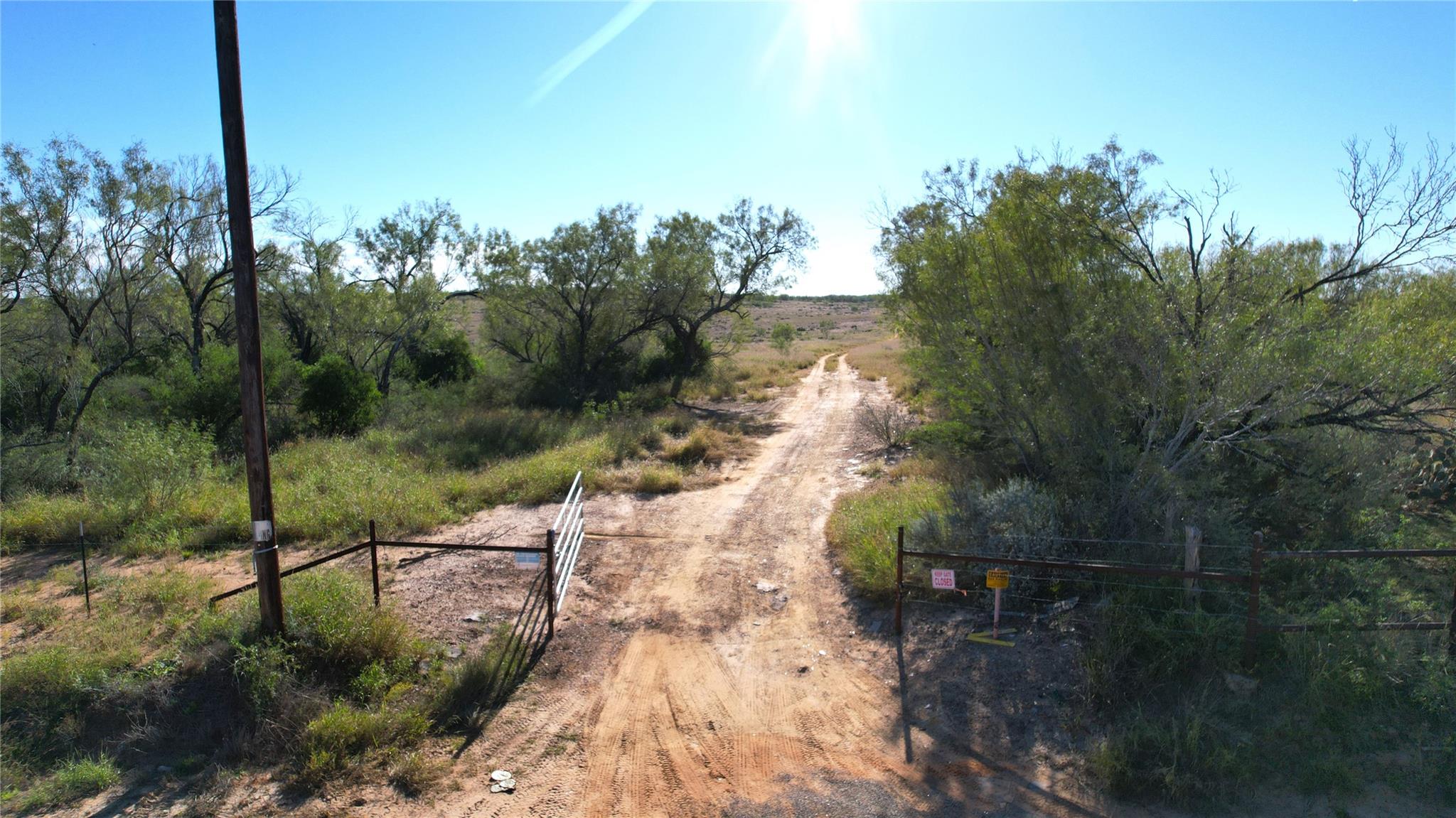 1913 County Road 3000 None, Pearsall, TX 78061 — photo 1