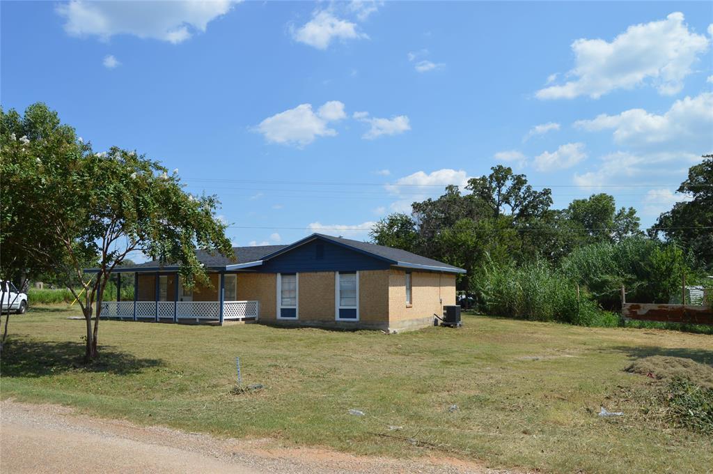 245 Flaming Oak Dr, Bastrop, TX 78602 — photo 1