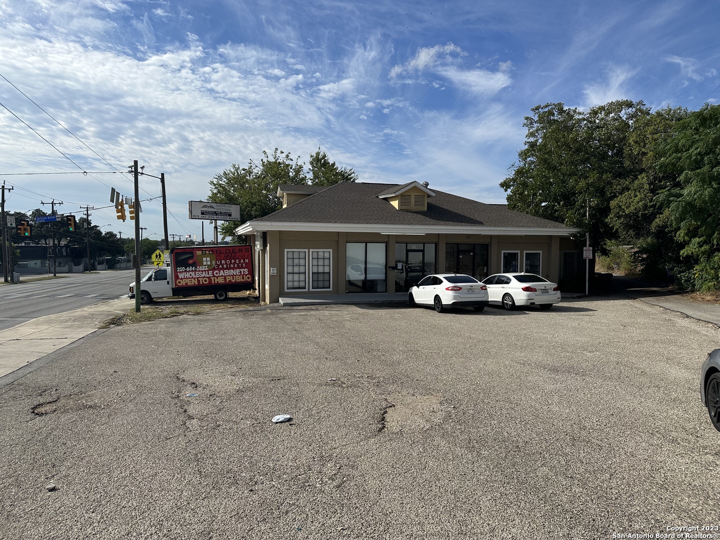 4631 Vance Jackson Rd, San Antonio, TX 78230 — photo 1