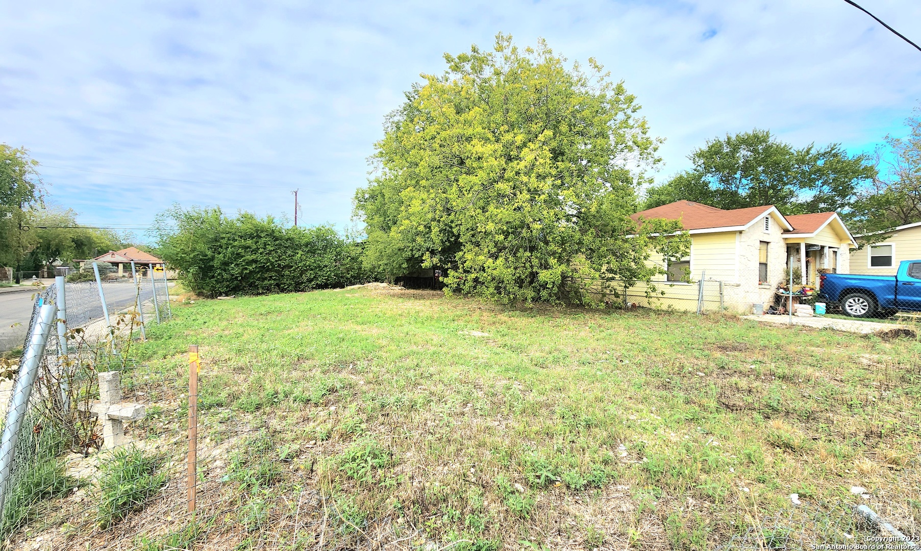 703 NW 34th St, San Antonio, TX 78228 — photo 1