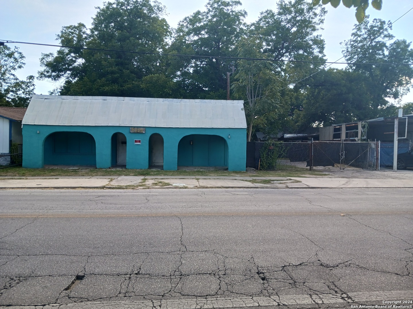 3109 S FLORES ST, San Antonio, TX 78204 — photo 1