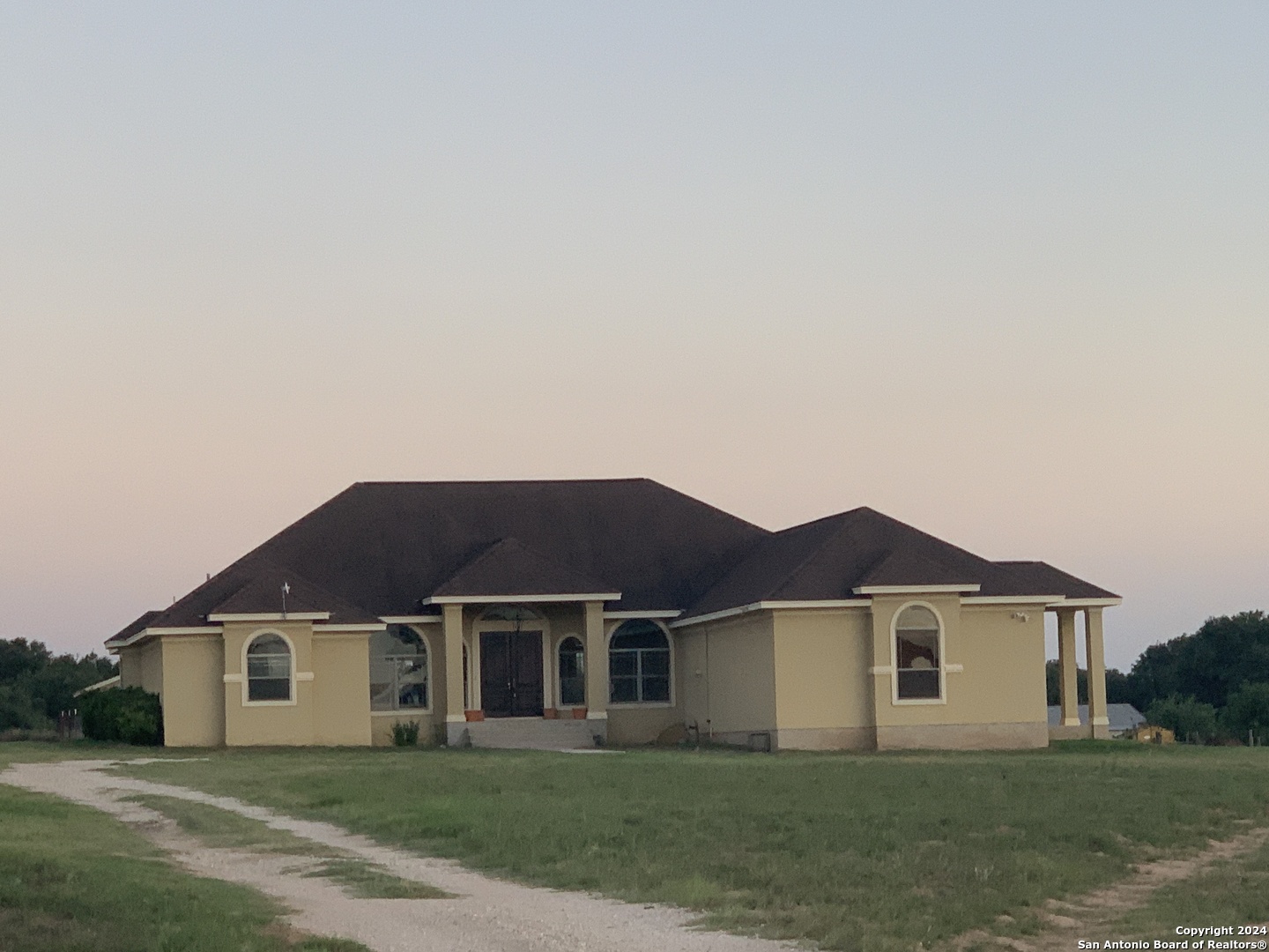 338 Tower Rd, San Antonio, TX 78223 — photo 1