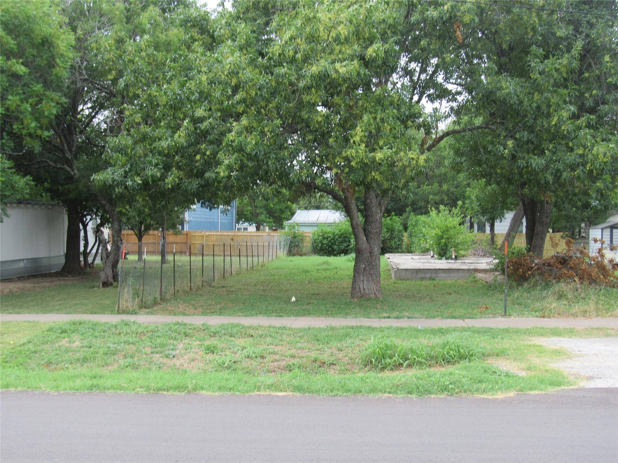 210 E E Carrie Manor Rd, Manor, TX 78653 — photo 1