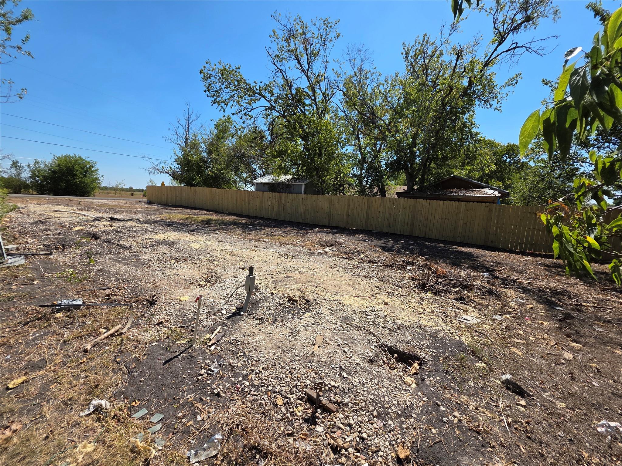 112  2nd Ave, Taylor, TX 76574 — photo 1