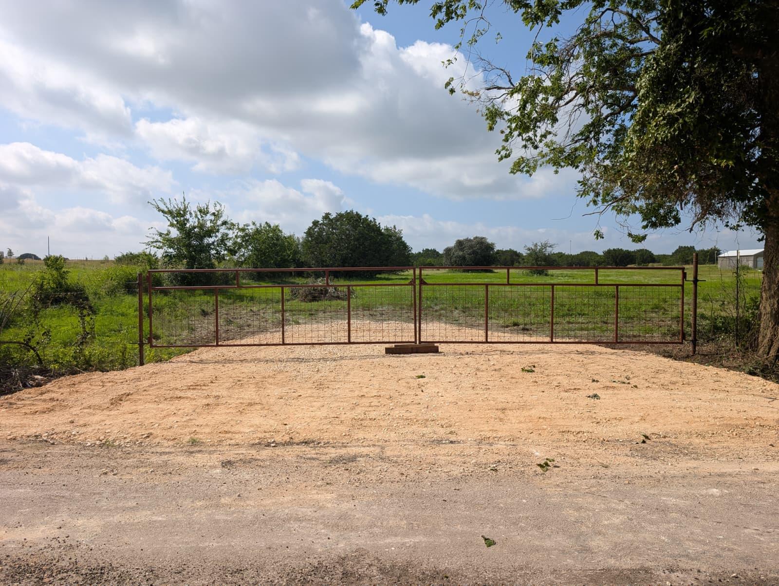 333  County Road 217 St, Florence, TX 76527 — photo 1