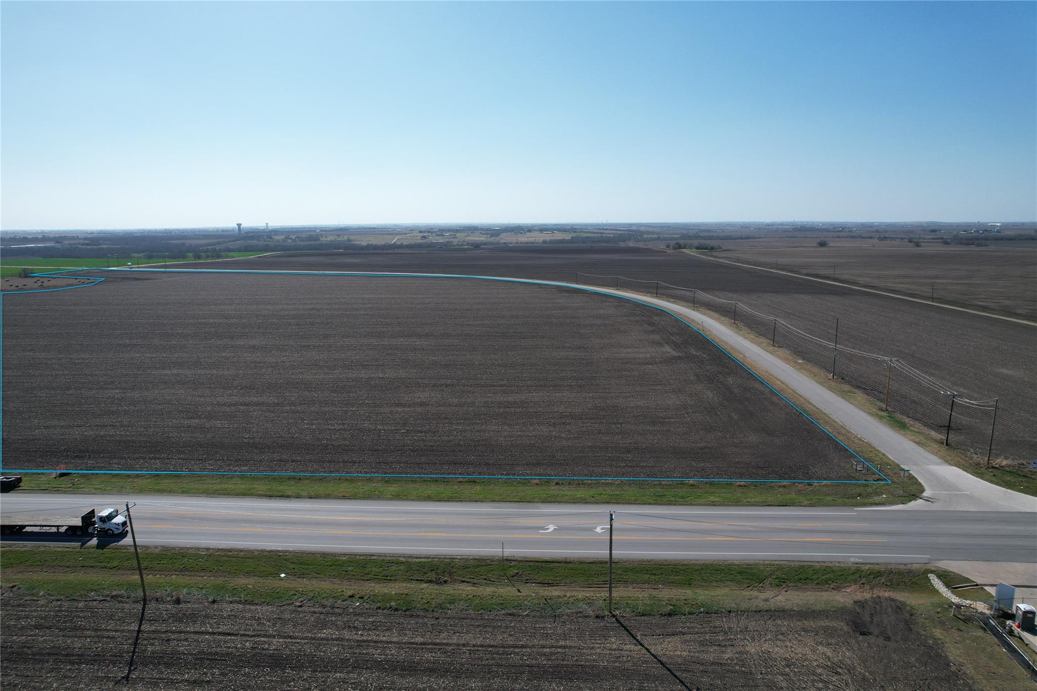NA  Fm-397 / Carlos Parker None, Taylor, TX 76574 — photo 1