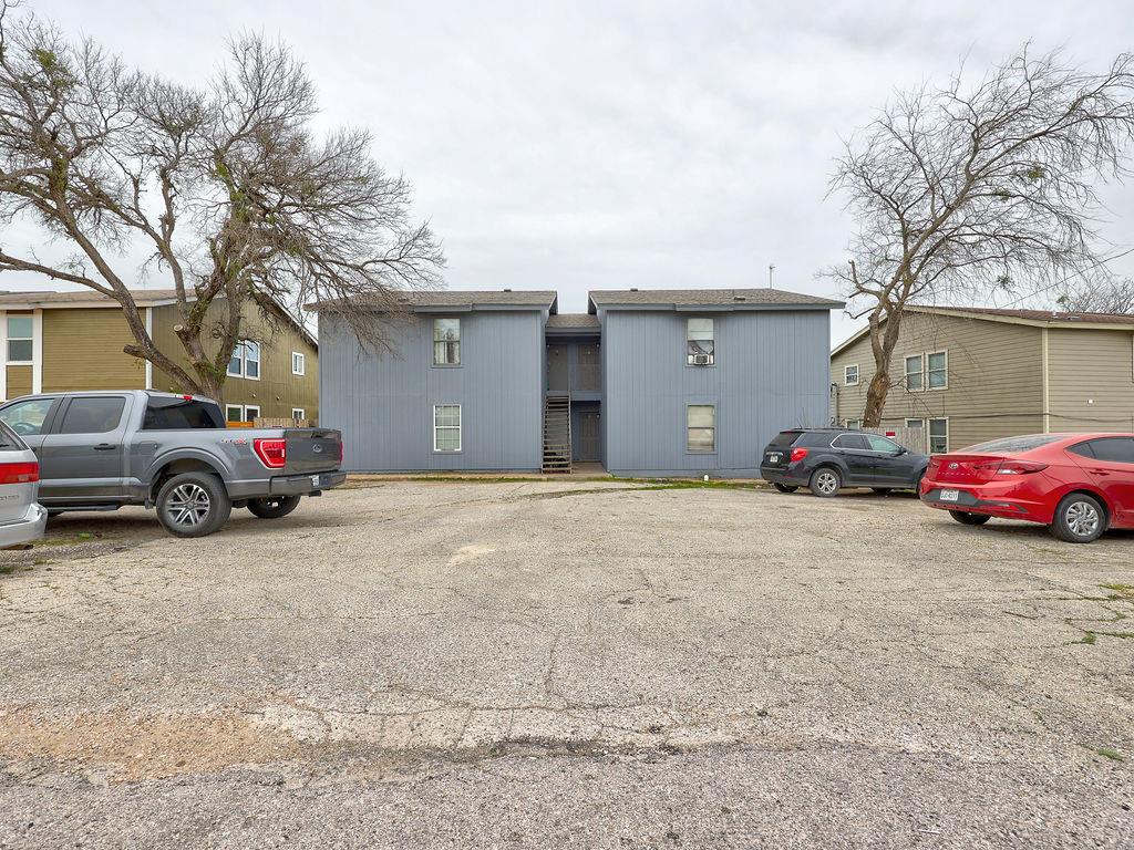 8307  Garcreek Cir, Austin, TX 78724 — photo 1