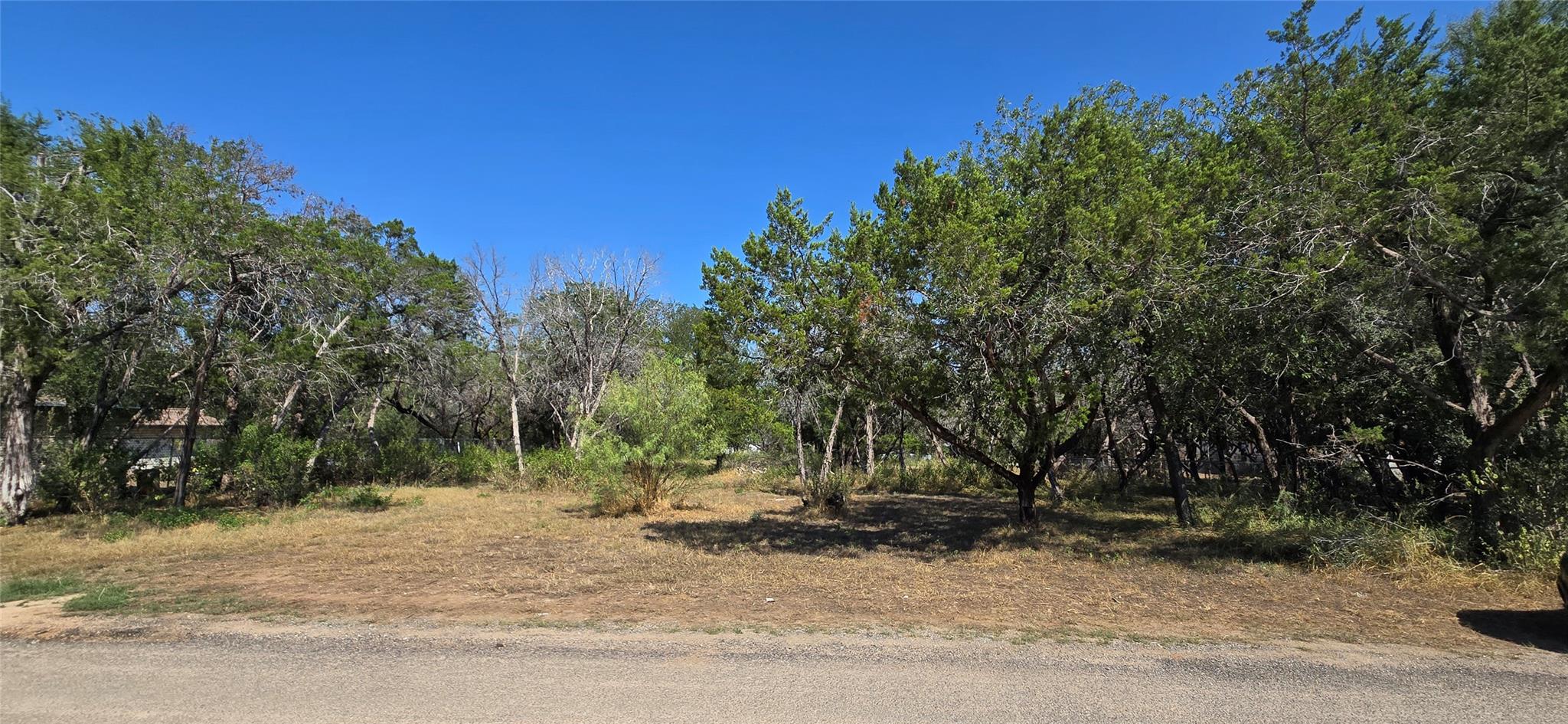 625  Dogwood Ln, Cottonwood Shores, TX 78657 — photo 1