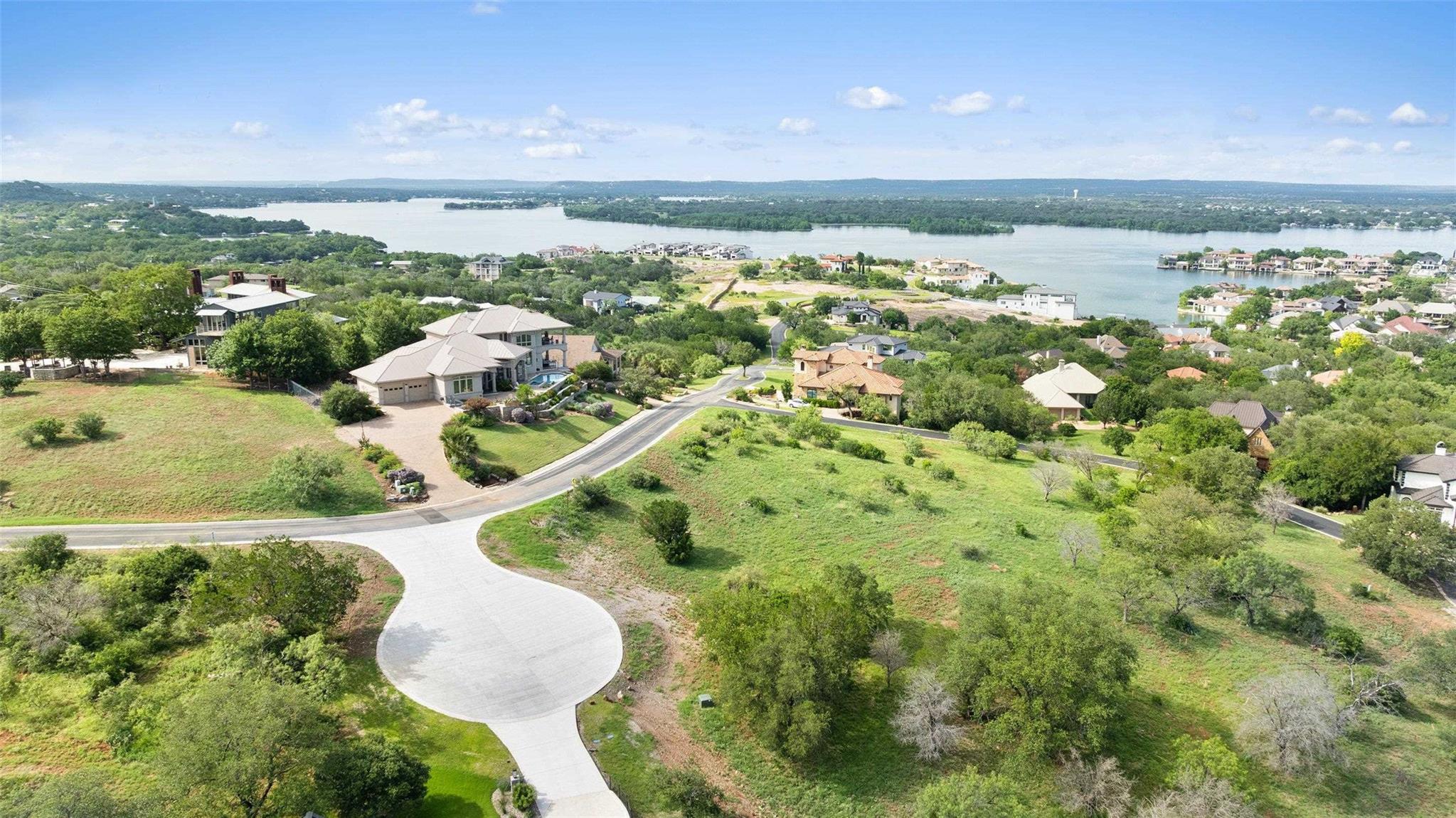 101 Quail/Apache Tears Dr, Horseshoe Bay, TX 78657 — photo 1