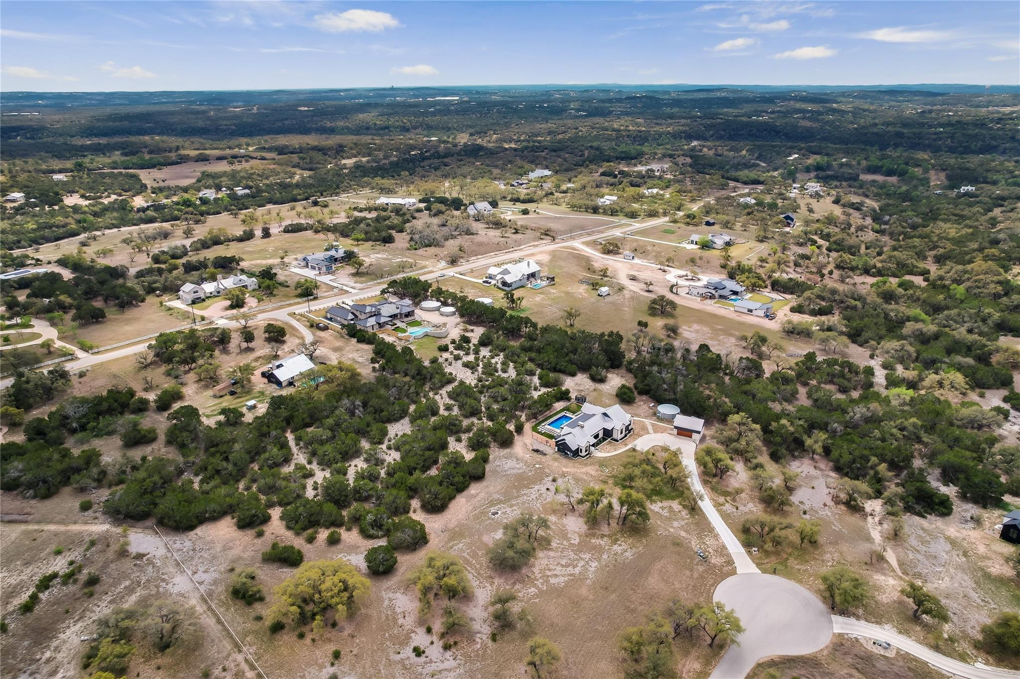 285 Calvary Cv, Dripping Springs, TX 78620 — photo 1