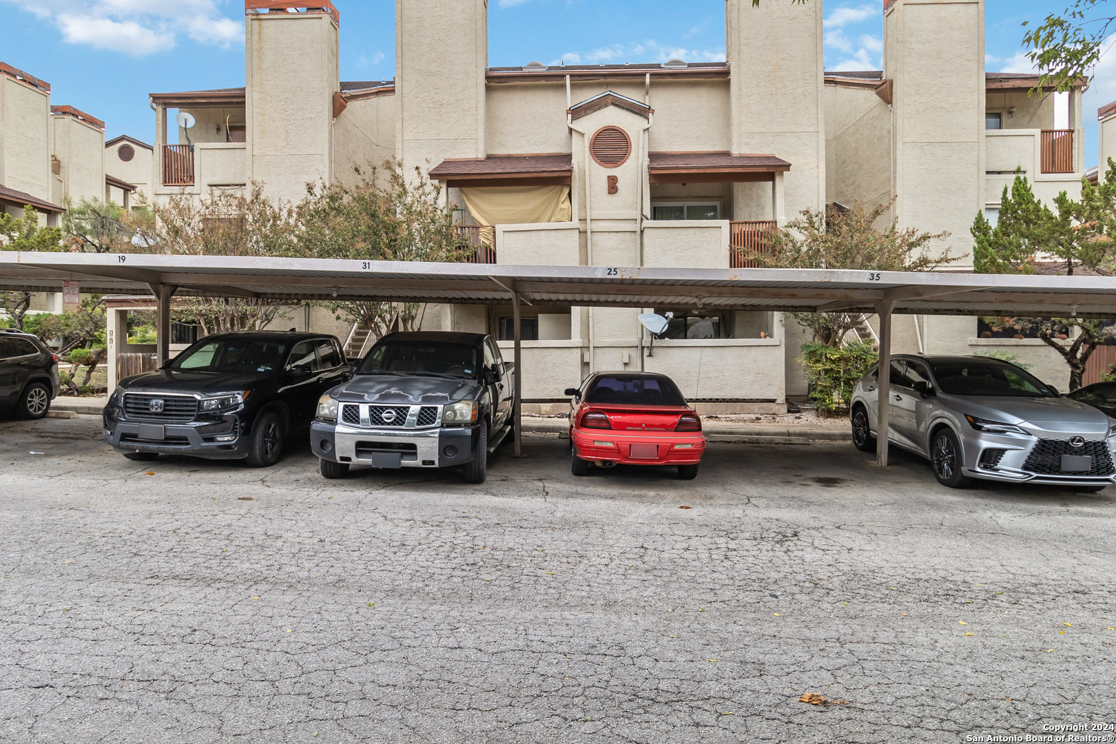 5322 MEDICAL DR, San Antonio, TX 78240 — photo 1