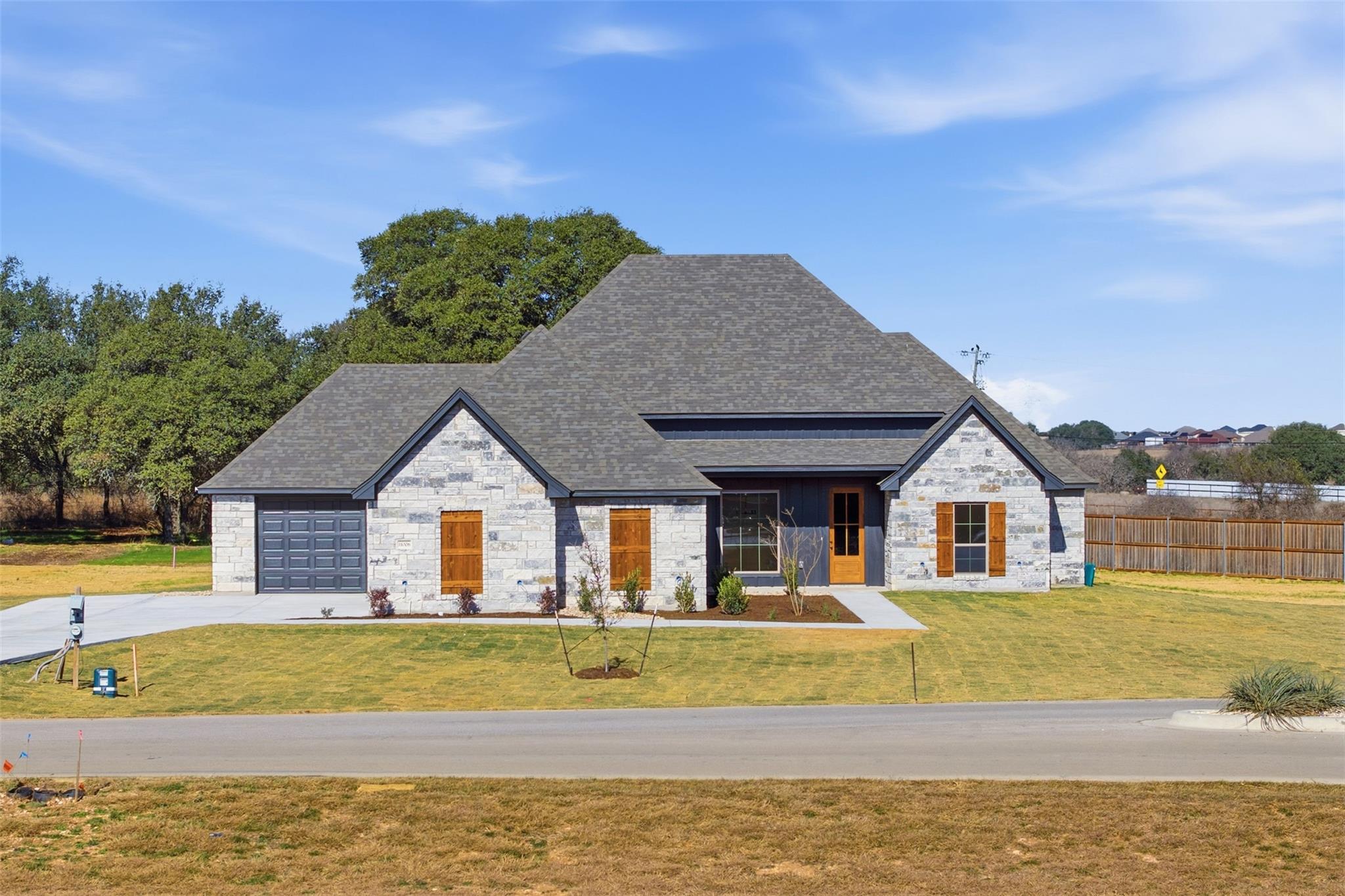 11006  Eagle Walk Blvd, Salado, TX 76571 — photo 1