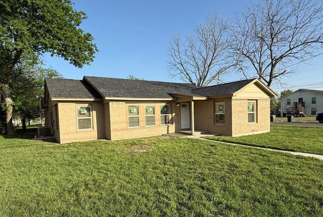 1300 N 2nd St, Killeen, TX 76541 — photo 1