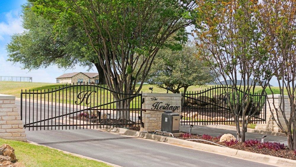 377  Heritage Loop, Hutto, TX 78634 — photo 1