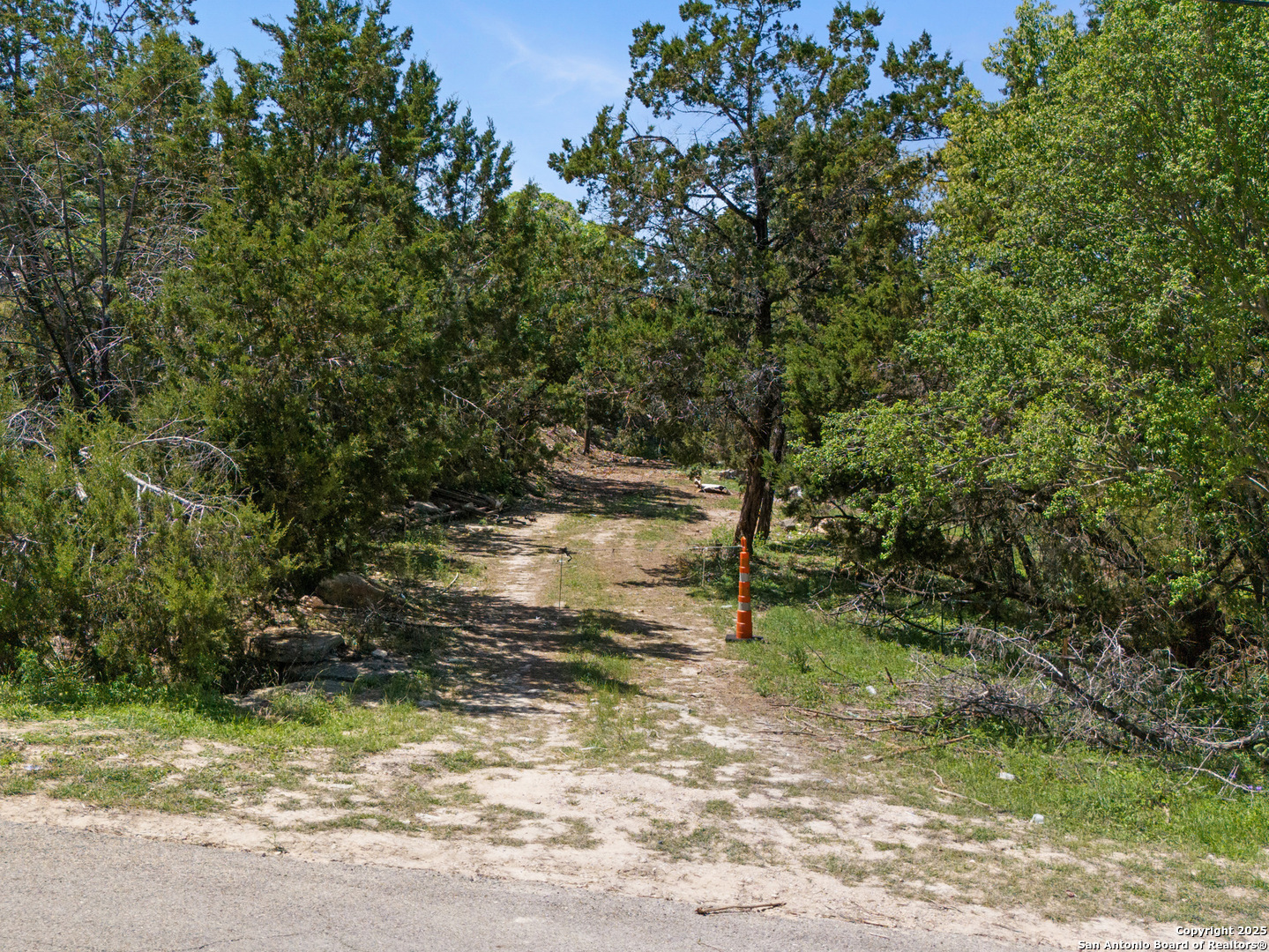 1056 Scenic Run, Canyon Lake, TX 78133 — photo 1
