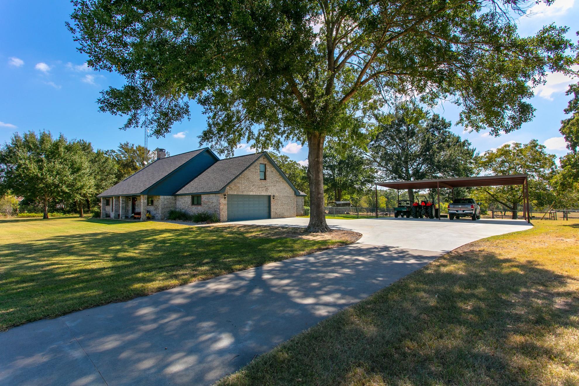 974  State Highway 21 Hwy E, Caldwell, TX 77836 — photo 1