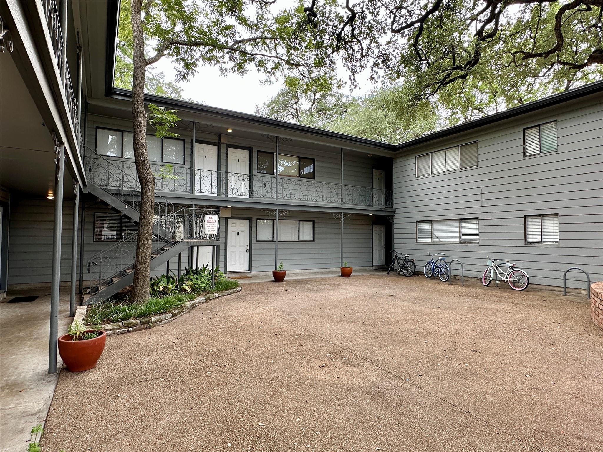 803 W 28th St #106, Austin, TX 78705 — photo 1