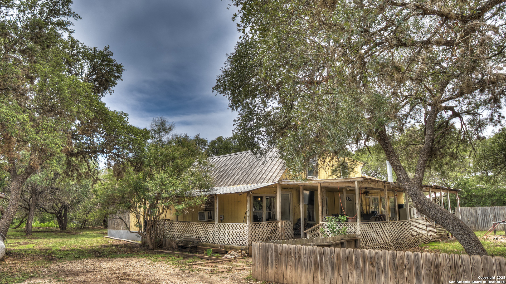 704 Alex Auld, Leakey, TX 78873 — photo 1